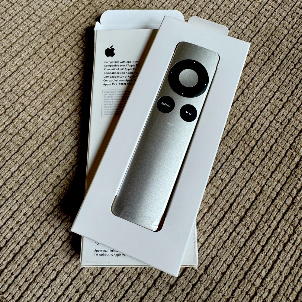 Apple TV Remote Control